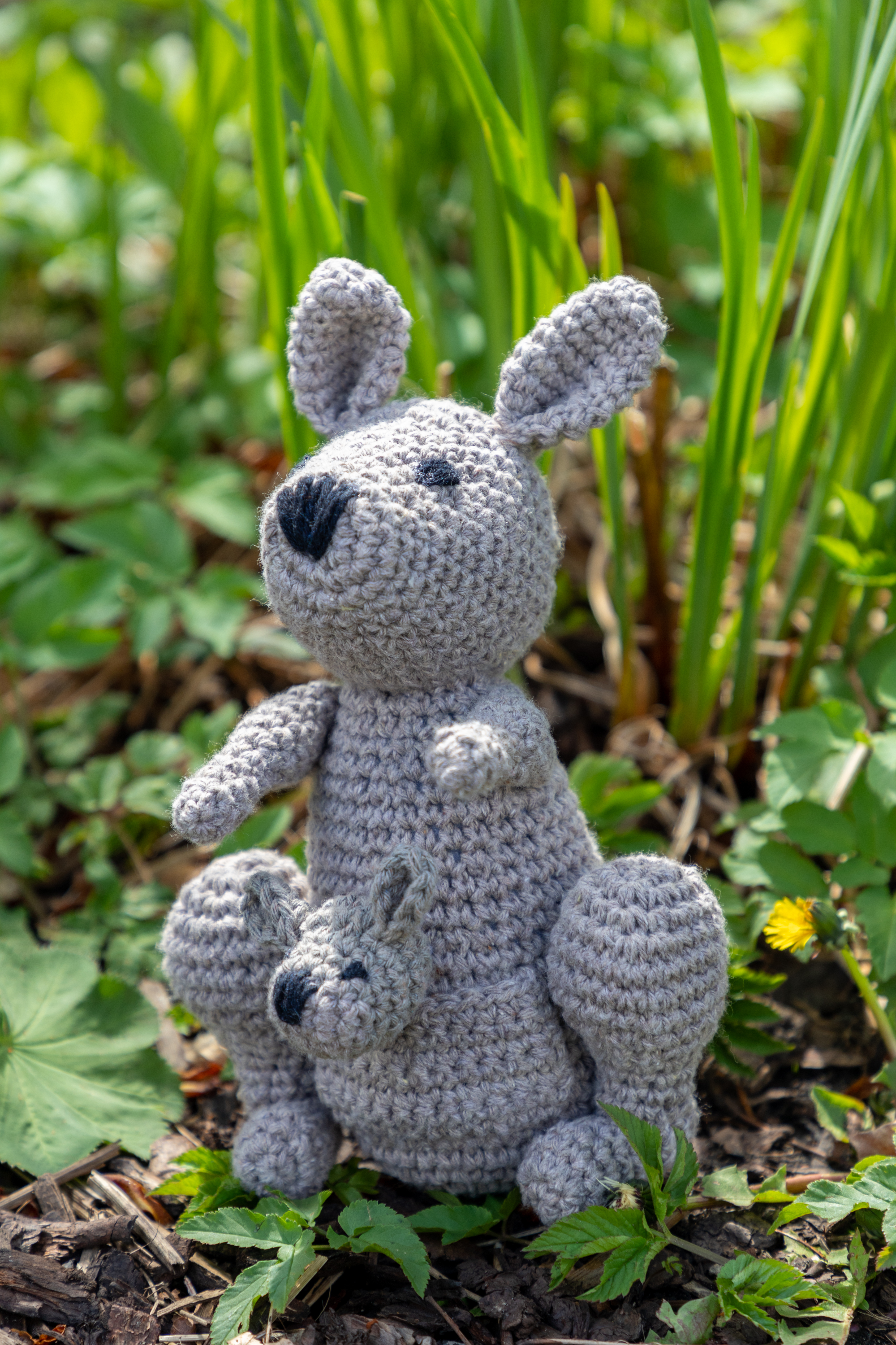 Hoooked DIY Crochet Kit Kayleigh Kangaroo Eco Barbante - view 2