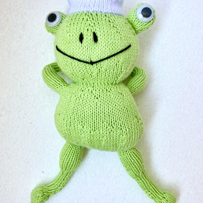 Pattern: Knitted King Frog, amigurumi frog, toy rattle for baby, knitted toy