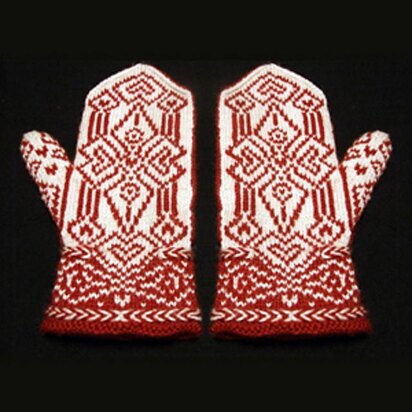 The Spear Maiden's Heart Mittens