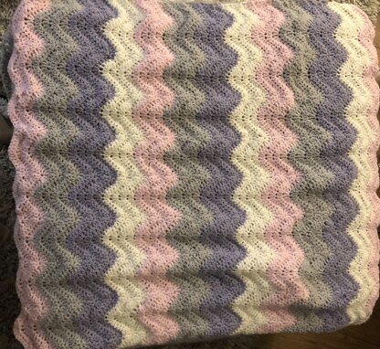 Wavy Ripple Blanket in Bernat Baby Coordinates Solids