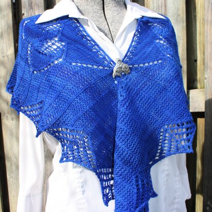 Nuphar Crescent - knitting pattern