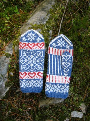 I ♥ Snowflakes Mittens