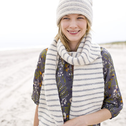 Hat and Scarf in Lion Brand Wool-Ease Thick & Quick - 90432AD