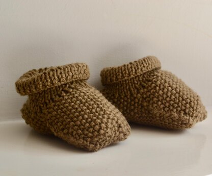 Moss Stitch Baby Boots