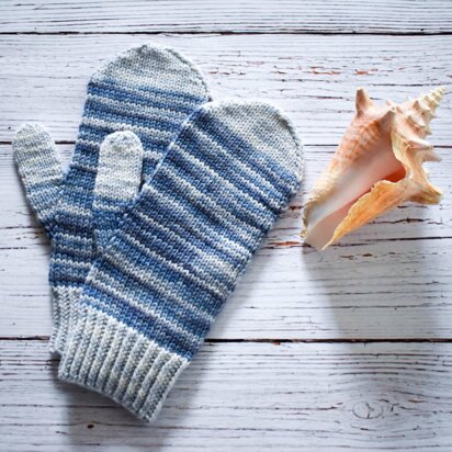 White Horses Mittens - knitting pattern