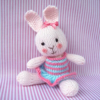 Candytuft - knitted rabbit