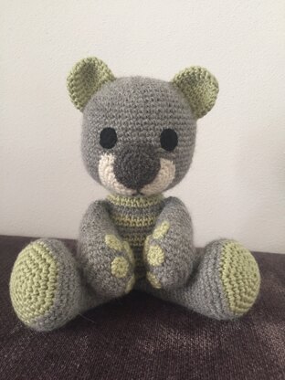 Little Olive Grove bear - green