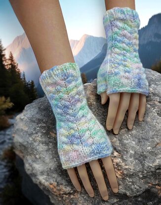 Easy Cable Knit Fingerless Gloves