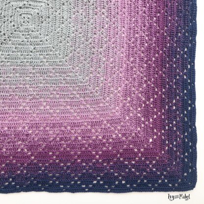 Dainty Diamond Blanket