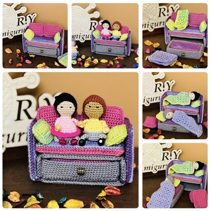 Amigurumi Sofa Bed