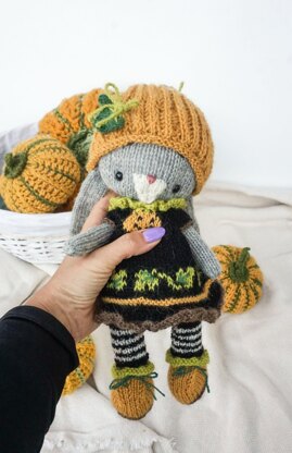 Knitting Toy Clothes Pattern - Baby Pumpkin for 25cm/10'' toys