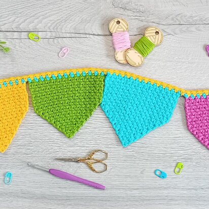 Moss Stitch Bunting