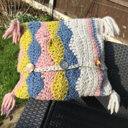 Chunky cushion cover