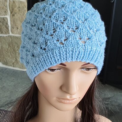 Mindy - lace stitch beanie