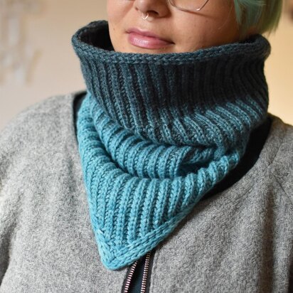 Fading Light Cowl