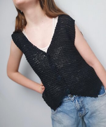 Beginner Friendly Garter Stitch Knitted Waistcoat