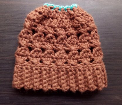 Chunky X Ponytail Hat | Crochet Pattern