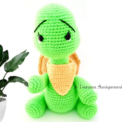 Crochet pattern benny the turtle