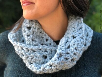 Charisma Cowl