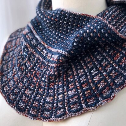 Dissent Cowl (knit)