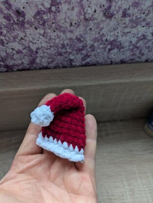 Santa Hat Christmas Amigurumi Accessory