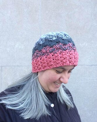 Ombré Shells Hat