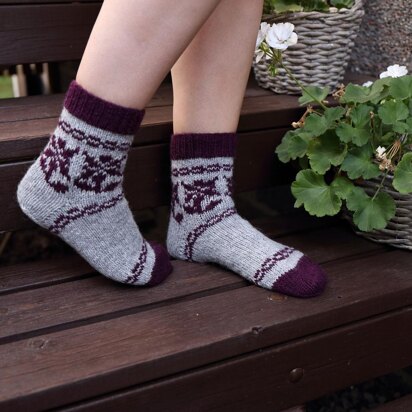 Pressed Flowers - knitting pattern