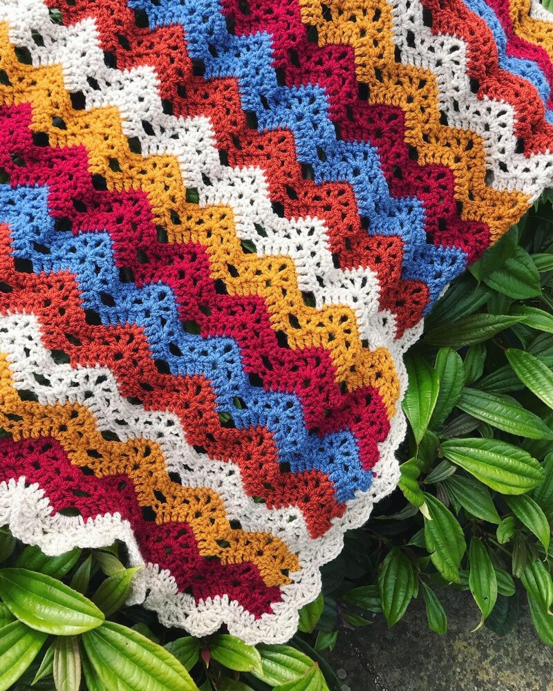 Flower discount ripple blanket