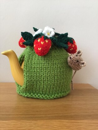 Pesky mouse 2 cup tea cosy