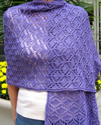 Pyramids Lace Wrap