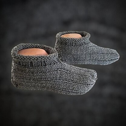 Two Slipper Styles with One Pattern