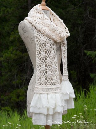 Crochet Lace Scarf with Flowers