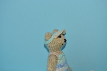 Tessa Teddy With Play Outfit