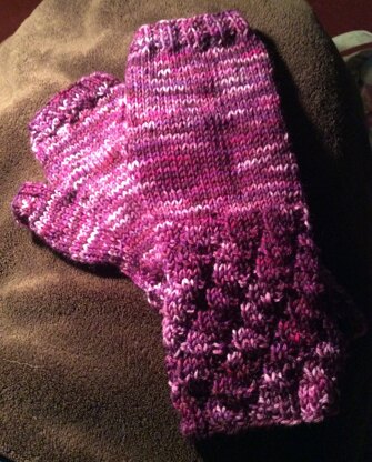 fingerless gloves