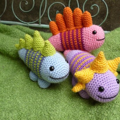 Stripe-o-saurs, Amigurumi Dinosaur Pattern