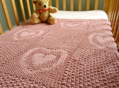Easy heart pattern chunky baby blanket