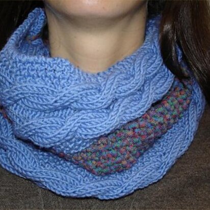 The Infinity Scarf by Vanessa