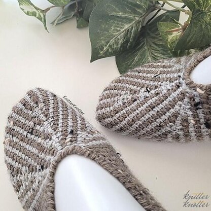 Ashvini Tunisian Crochet Slippers