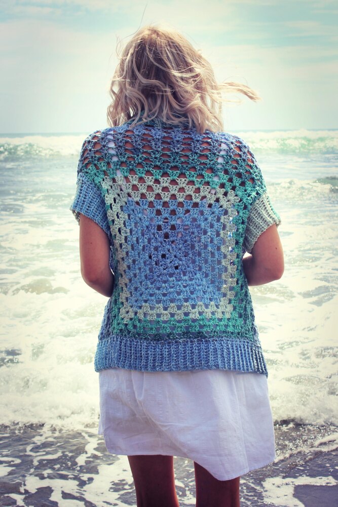 Granny Winner Cardigan Crochet pattern by Lisa van Klaveren