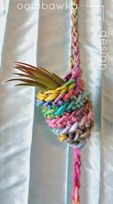 Itsy Bitsy Tiered Air Plant Hanger