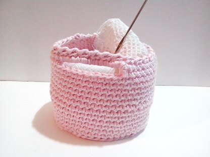 Pink mini basket