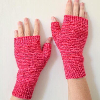Interwoven Fingerless Mitts - knitting pattern