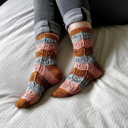 Venus socks - knitting pattern