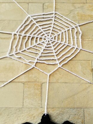 Crochet Halloween spider & spiderweb