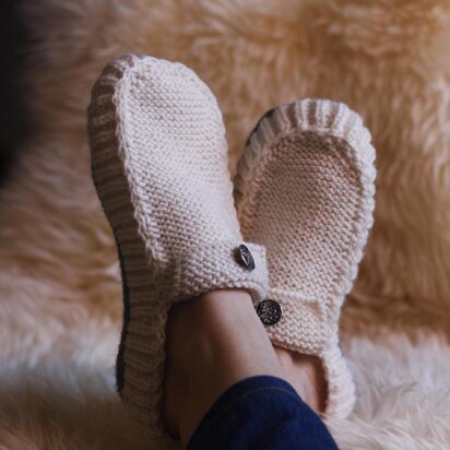 All Seasons Slippers - knitting pattern