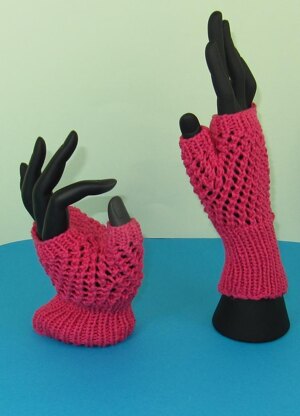 Easy Lace Fingerless Gloves