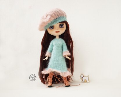 Mint and rose outfit for doll knitted flat