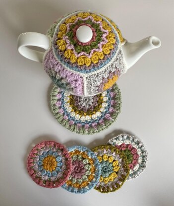 Grandma Tea Cosy with coasters