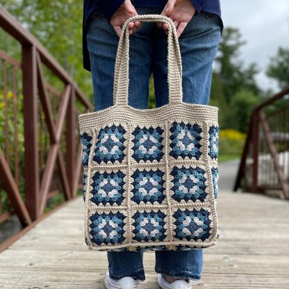 Stevie Tote