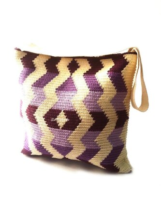 Garnish Tapestry Crochet Bag